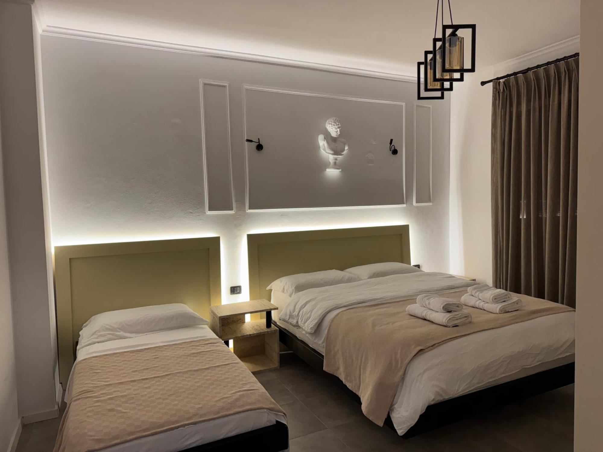 Denny's Center Apartment Tirana