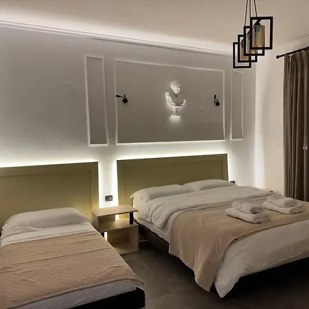 Denny'S Apartment City Center Tirana Exterior foto