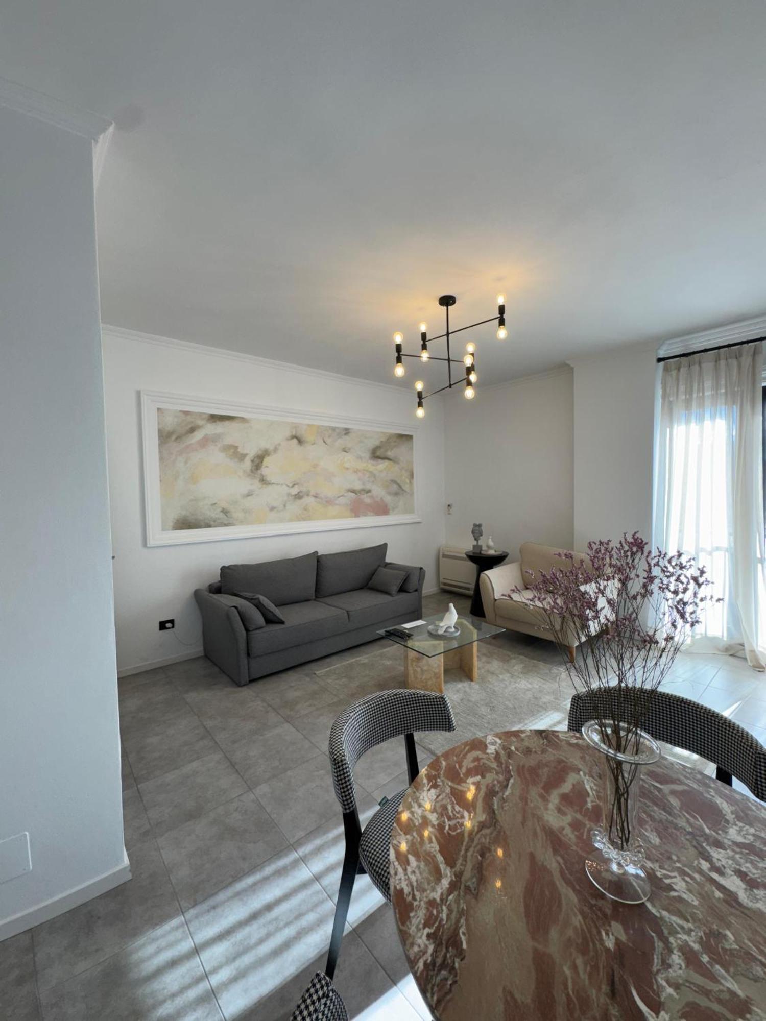 Apartment Denny's Center Tirana